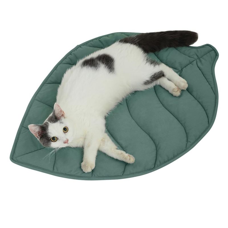 Cat Mattress Leaf Shape Cat Nest Cat And Dog Double-Sided Available Floor Mat Cover Pad Warm And Comfortable Cartoon Cat Bed Indoor Warm Accessories - Image 3