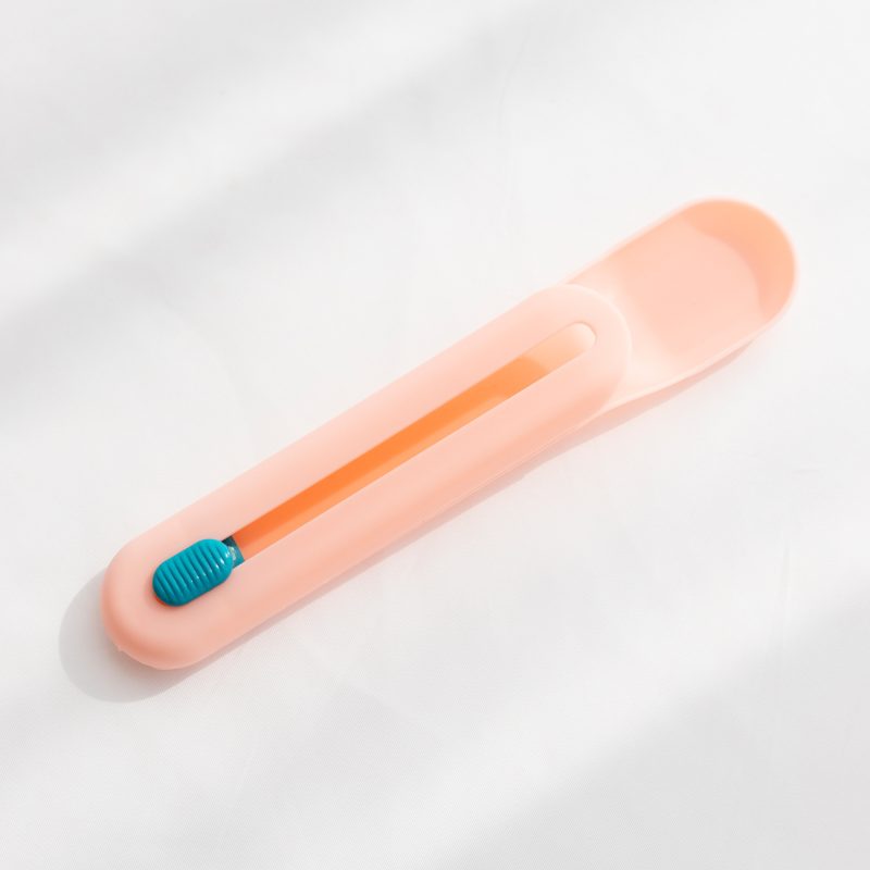 The Hot Cat Strip Spoon Feeder Squeezes Snack Pet Feeding Tools - Image 3